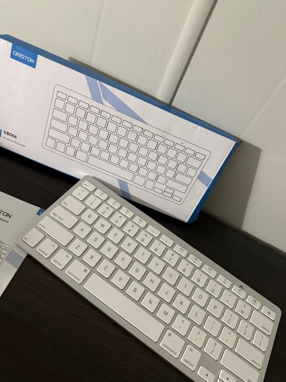Wireless Slim Aluminum Keyboard - White